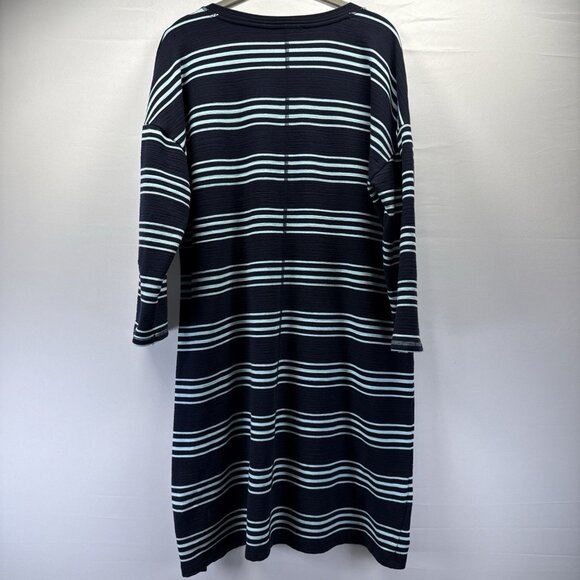 T by Talbots UPF 50+ Dress Size Large Blue Stripe Stretch V‎ Neck Pullover Knit - Picture 2 of 8